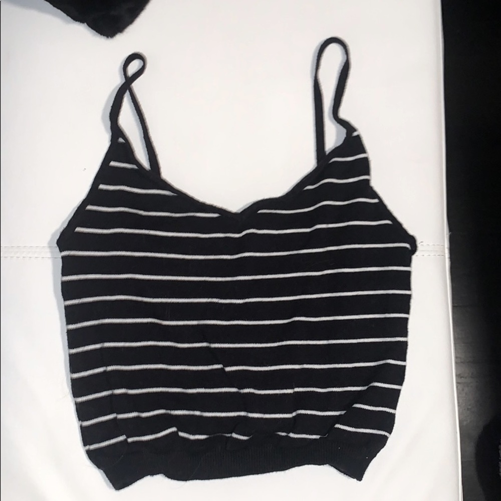 FOREVER 21 CROP TANK